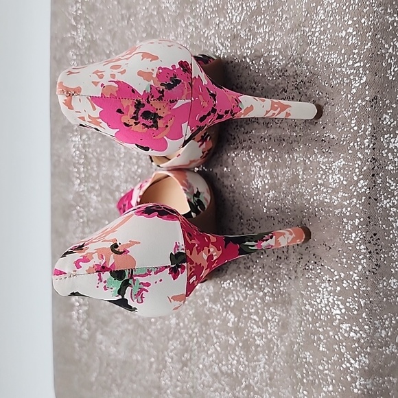 Jessica Simpson Claudette floral pump - Picture 4 of 7